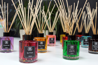 120ml Reed Diffuser -  Gooseberry & White Tea - Giant Lobelia