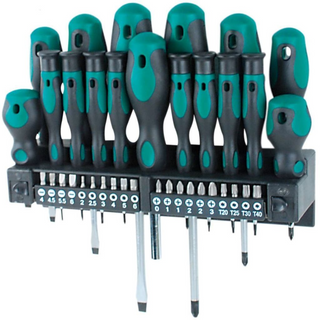 Brüder Mannesmann 37 Piece Screwdriver and Bit Set 11415 - Giant Lobelia