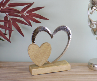 Large Double Heart On Wooden Base Ornament - Giant Lobelia