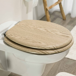 Tiger Soft-Close Toilet Seat Scaffold MDF Brown 252022546 - Giant Lobelia